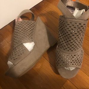 Madden Girl wedge Sandals New!